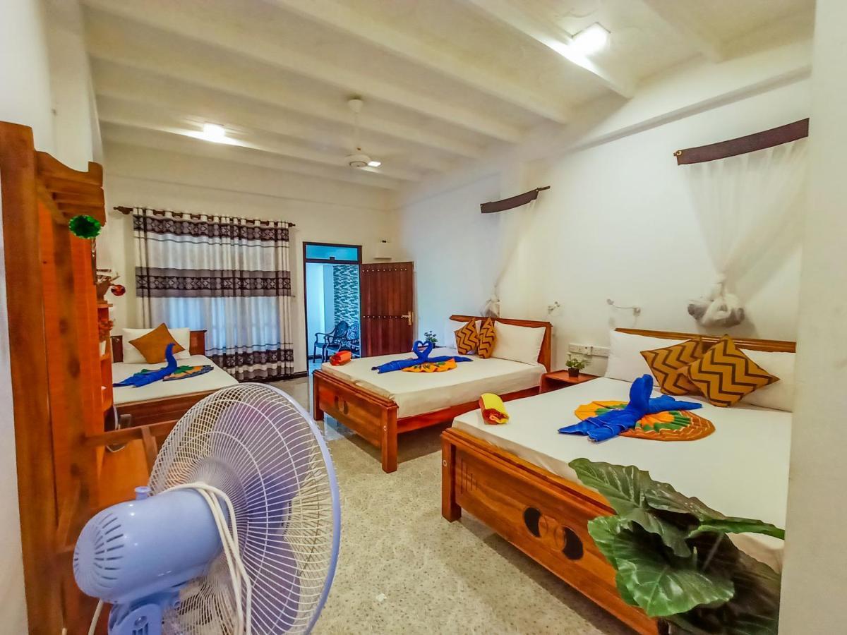 Sigiri Tarushan Home Stay Sigiriya Luaran gambar