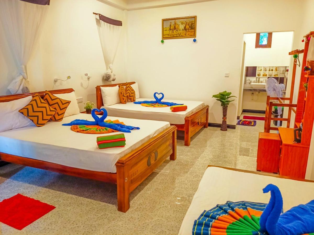 Sigiri Tarushan Home Stay Sigiriya Luaran gambar