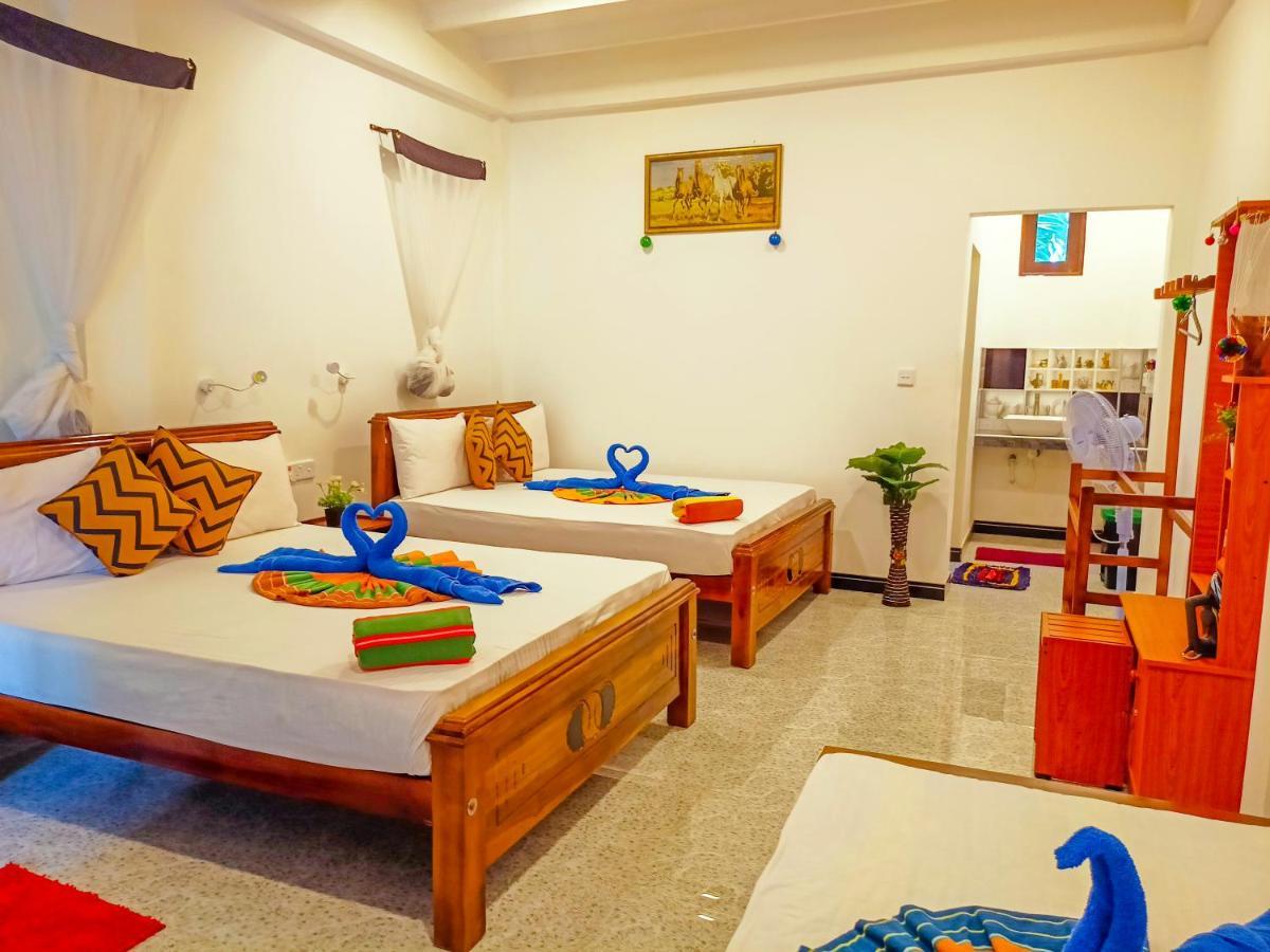 Sigiri Tarushan Home Stay Sigiriya Luaran gambar