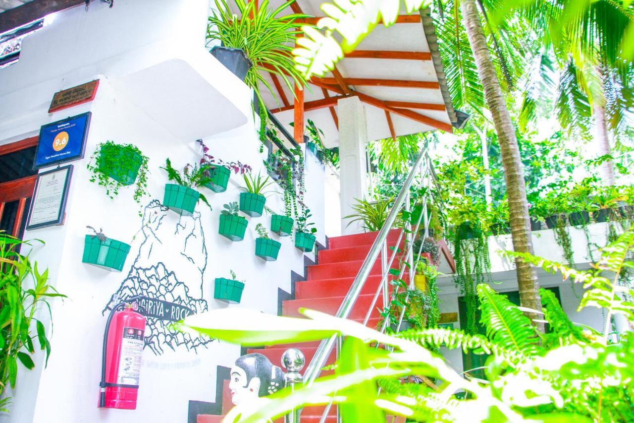 Sigiri Tarushan Home Stay Sigiriya Luaran gambar