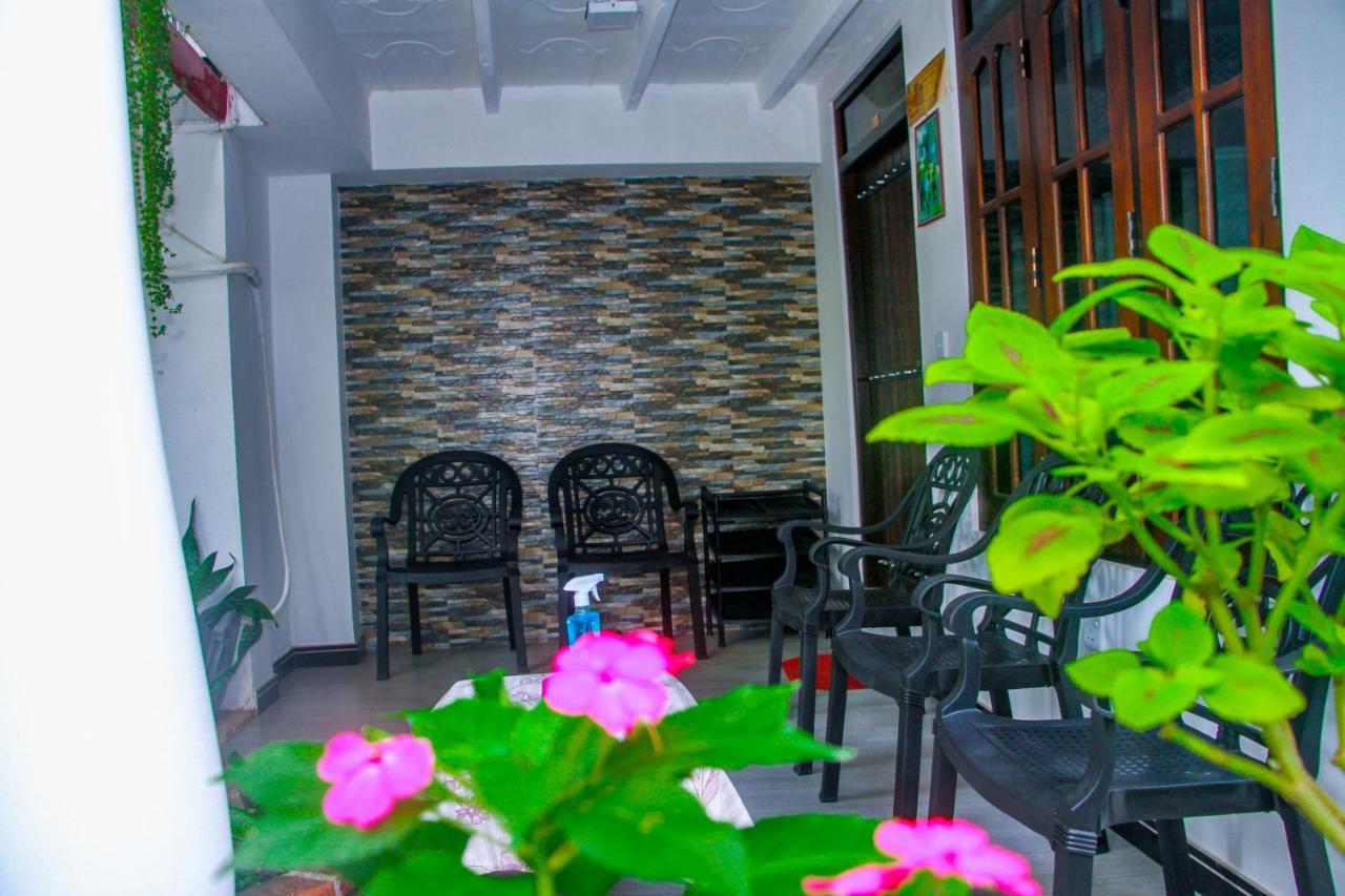 Sigiri Tarushan Home Stay Sigiriya Luaran gambar