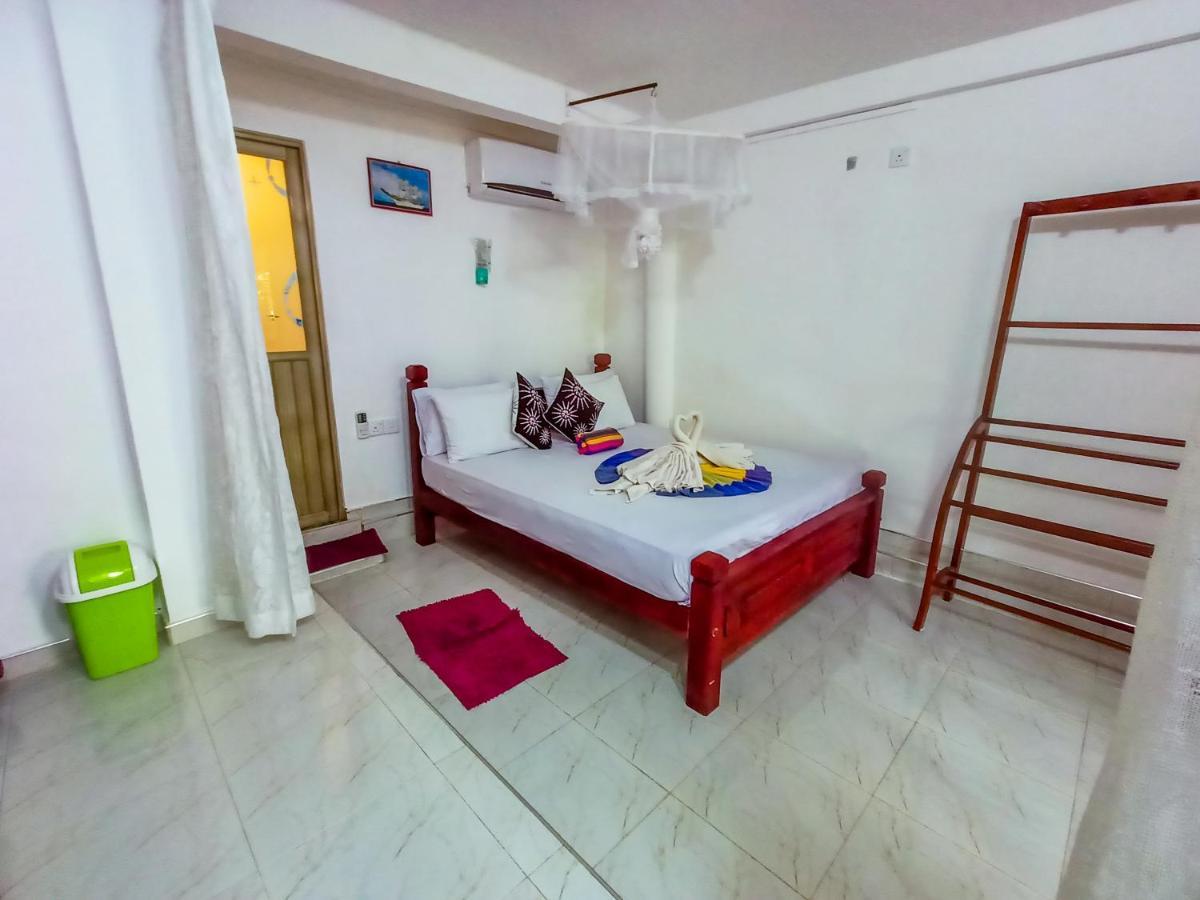 Sigiri Tarushan Home Stay Sigiriya Luaran gambar
