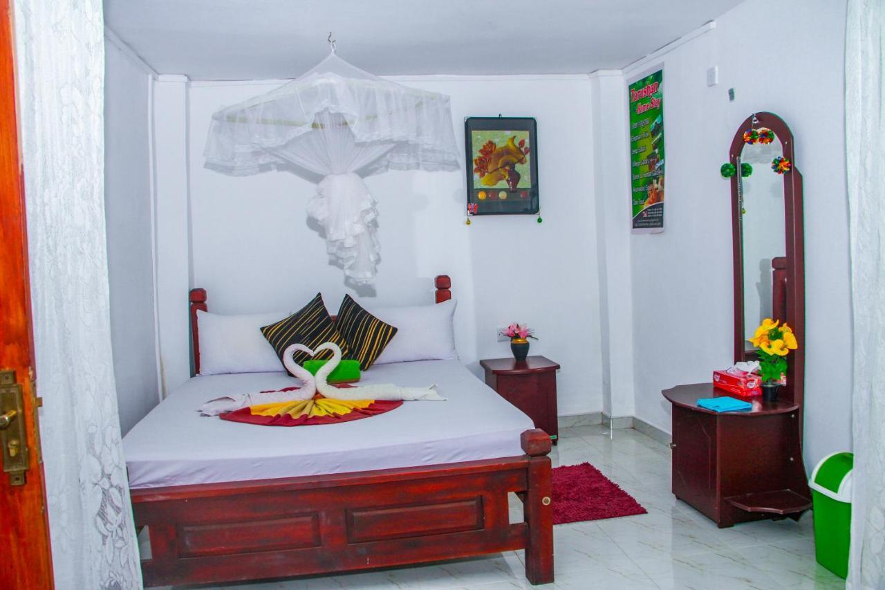 Sigiri Tarushan Home Stay Sigiriya Luaran gambar